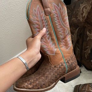 Used- Like new Macie bean patchwork- Size 6.5 m